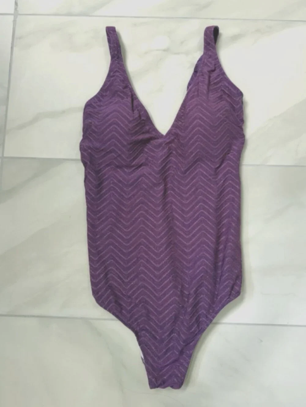 Profile by Gottex Women's V-Neck Blend One-Piece Swimsuit Purple Size 10 11477